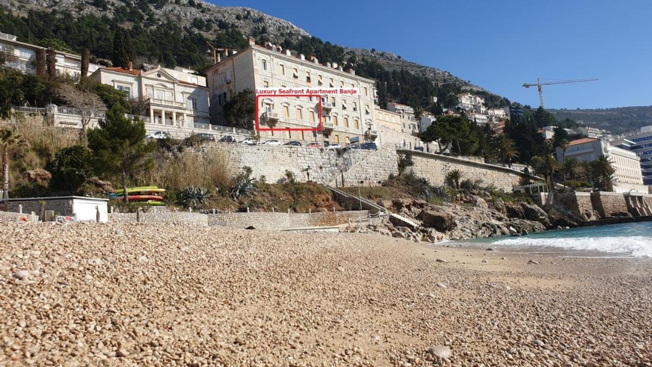 Luxury Seafront Banje